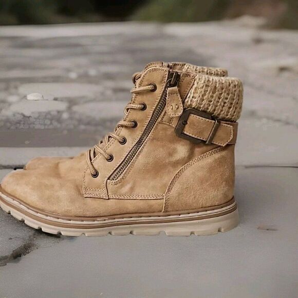 Cliffs By White Mountain  Kelsie Tan Natural Snow Boots Women's Size Size 8.5 - Picture 1 of 7